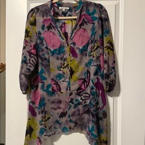 Elegant Women's Abstract Print Blouse
